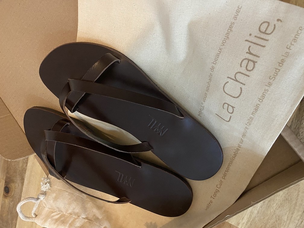 Tong Cuir pochette de voyage personnalisée